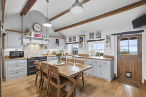 Photo 28- click for photo gallery